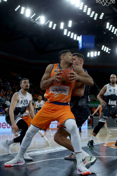 影响比赛中 影响比赛中